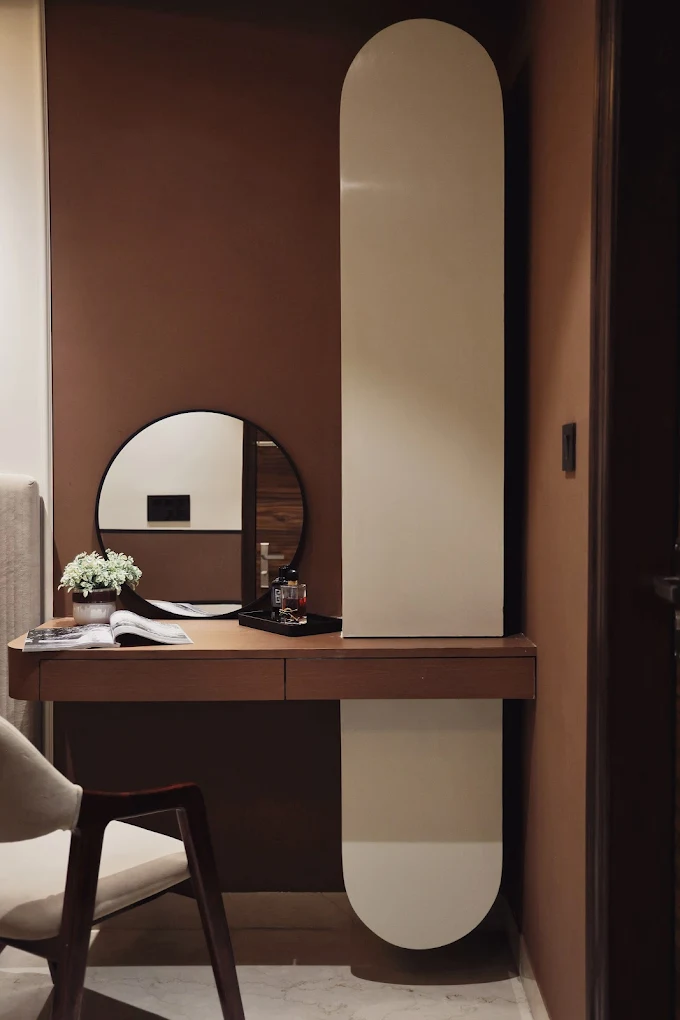 Minimalist Vanity Nook